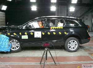 Краш тест audi q7