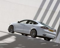 Пятое поколение Ford Mondeo 2013 года