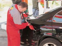 Как правильно заправить автомобиль?