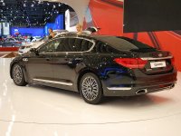 Кого копирует Kia Quoris