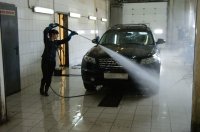 Профессиональные услуги мойки и химчистки, предоставляемые автовладельцам