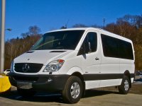 Заказ Mercedes Sprinter в Харькове для грузовых и пассажирских перевозок